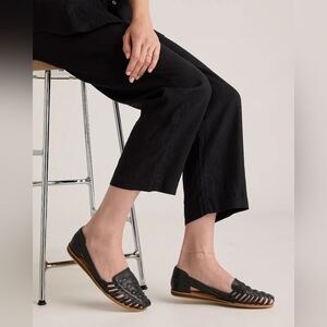 Quince 100% Leather Huarache Black Flat NEW Size 8.5